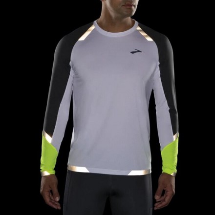 BROOKS Run Visible Long Sleeve - White/Asphalt/Nightlife