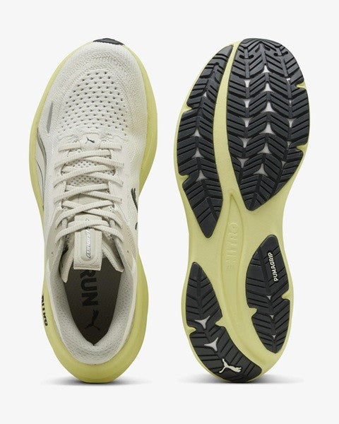 PUMA Magnify NITRO 3,Alpine Snow-Desert Dust