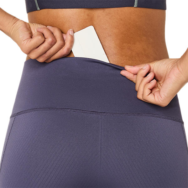 ASICS ROAD SEAMLESS TIGHT-
/500 Indigo Fog
/ 001 Performance Black
/ 600 Dark Currant