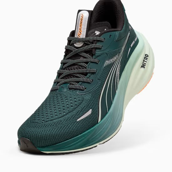 PUMA Magnify NITRO 3,Green Terrain-Heat Fire
