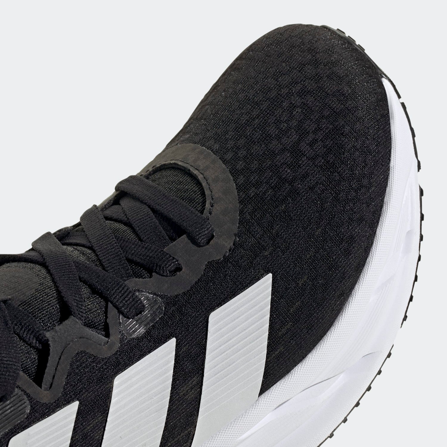 Adidas ADISTAR 4 M -CBLACK/FTWWHT/CBLACK
