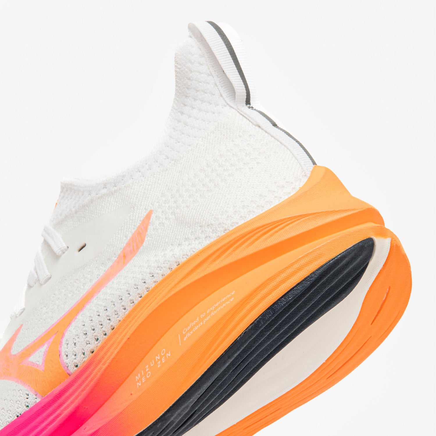 MIZUNO NEO ZEN Hanabi-
White/Tang Orange/Pink Tetra