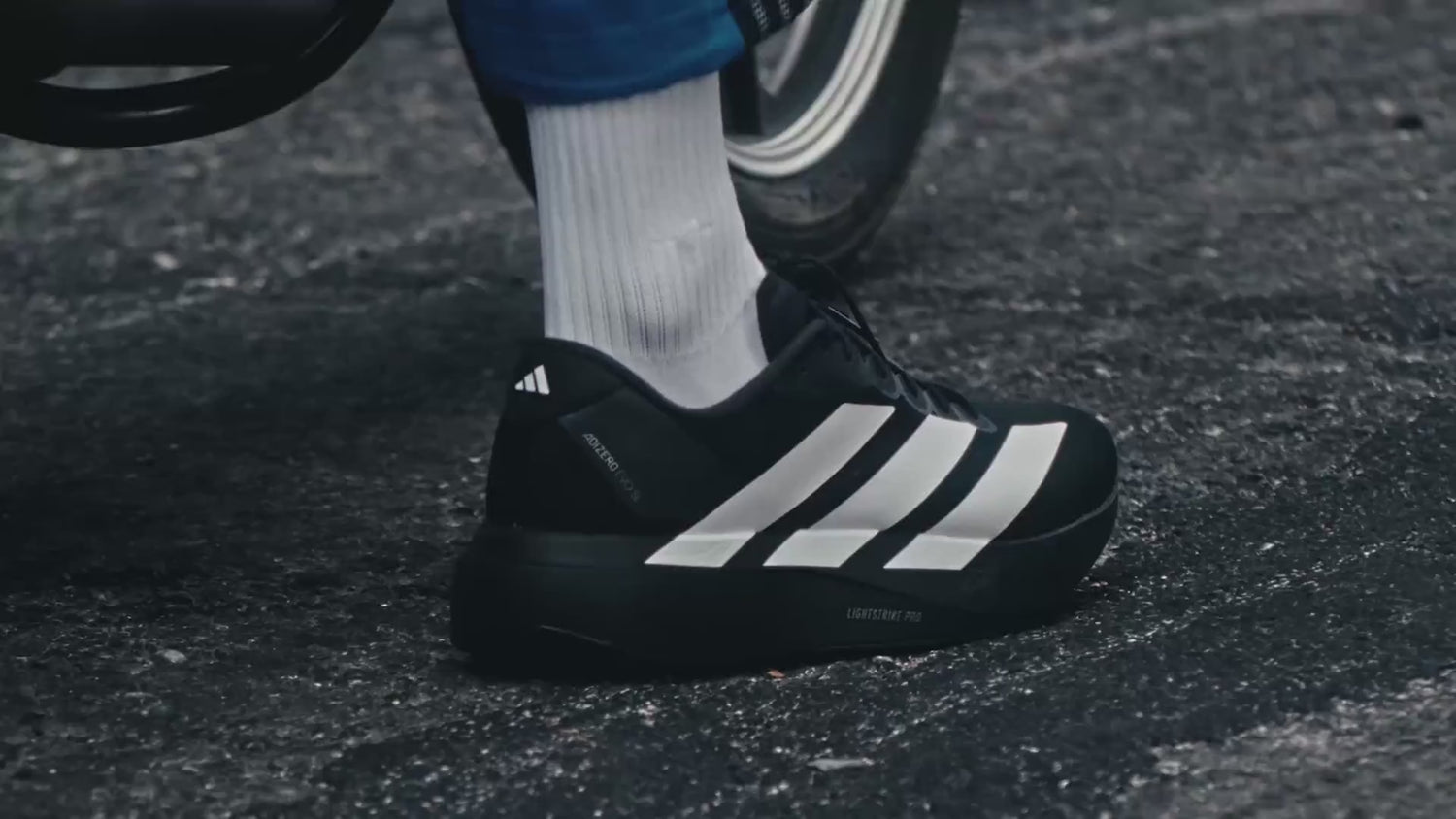 Adidas EVO SL